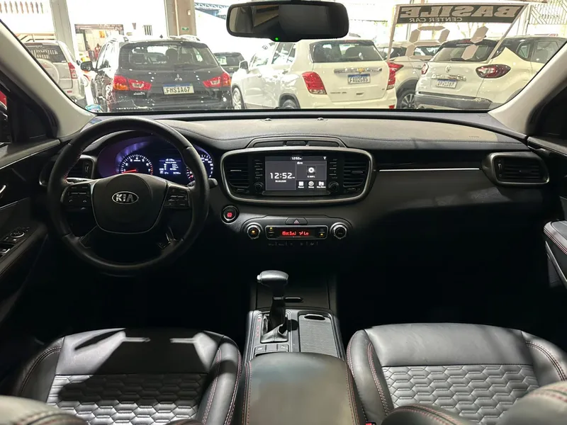 Kia Sorento Preto