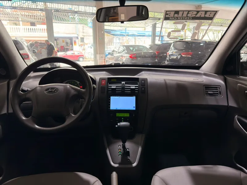 Hyundai Tucson Cinza