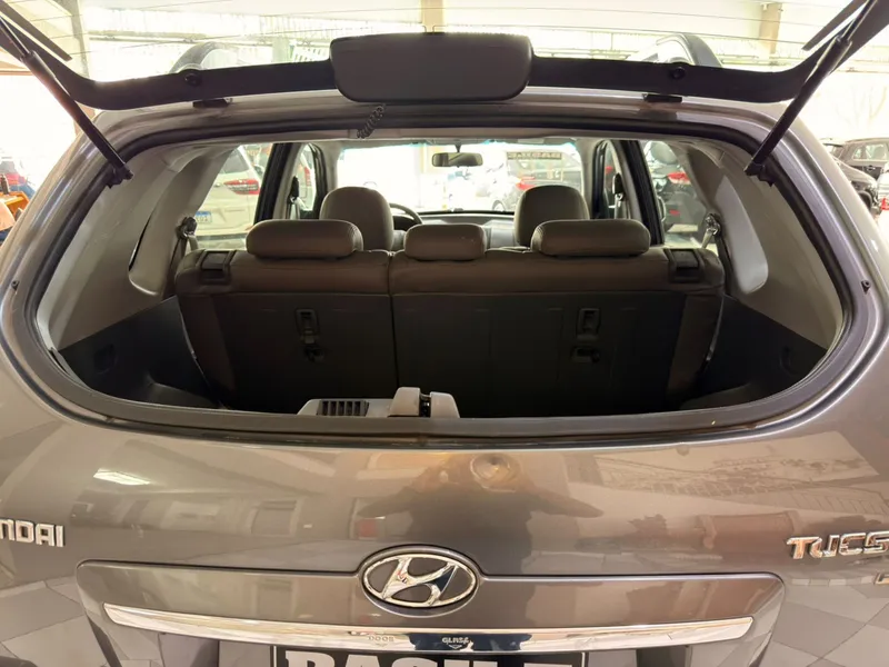 Hyundai Tucson Cinza
