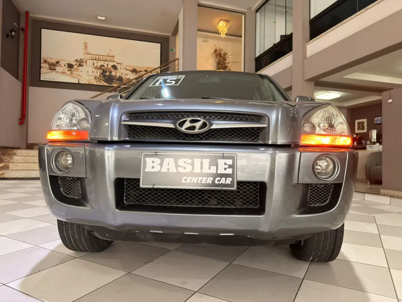 Hyundai Tucson Cinza