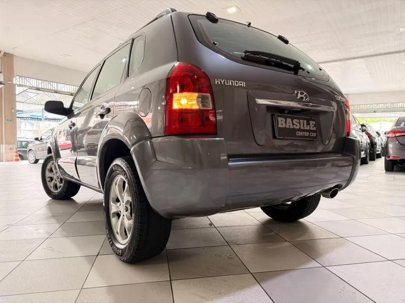 Hyundai Tucson Cinza