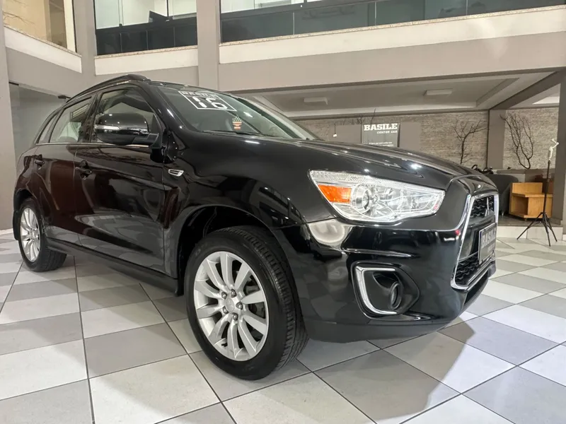 Mitsubishi ASX Preto