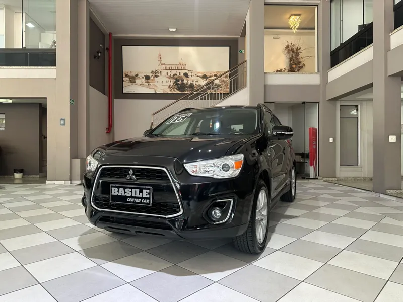 Mitsubishi ASX Preto