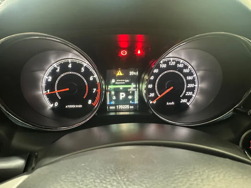 Mitsubishi ASX Preto