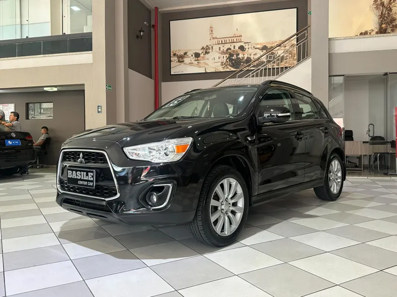 Mitsubishi ASX Preto