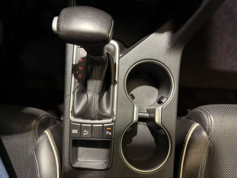 Kia Sportage Preto