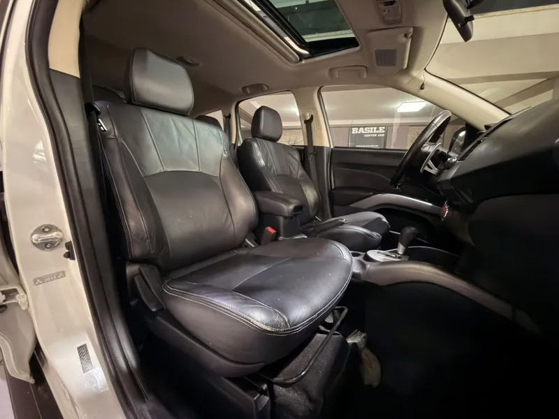 Mitsubishi Outlander Branco