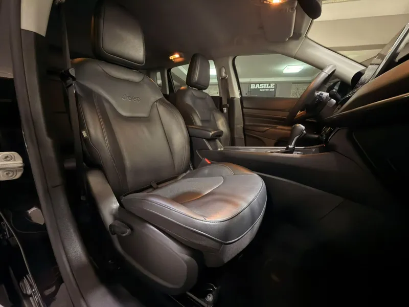 Jeep Compass Preto