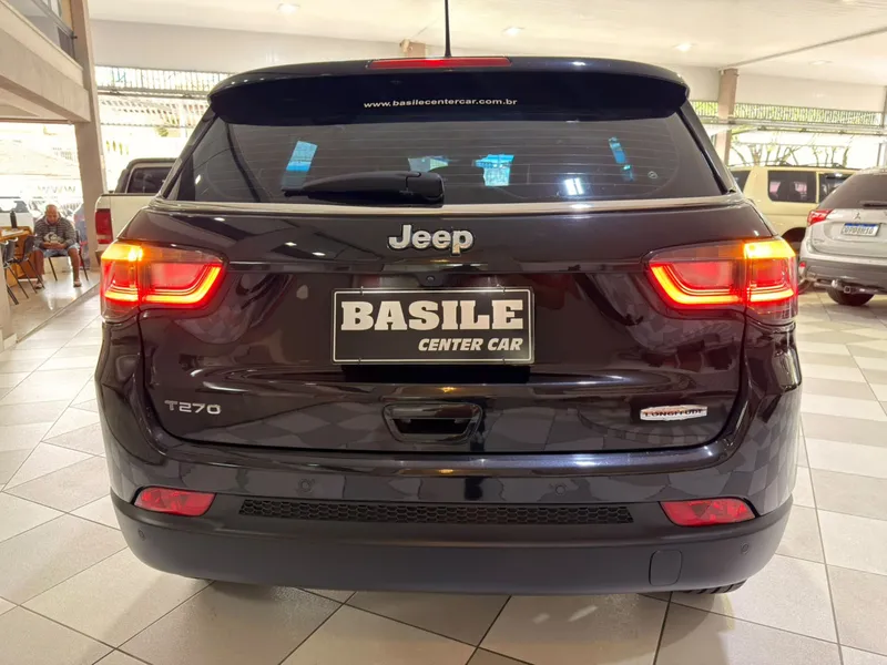 Jeep Compass Preto