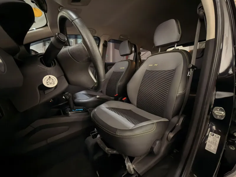 Chevrolet Spin Preto