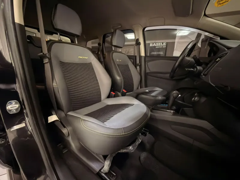 Chevrolet Spin Preto