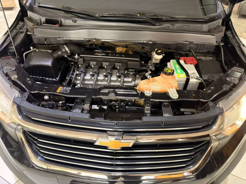 Chevrolet Spin Preto