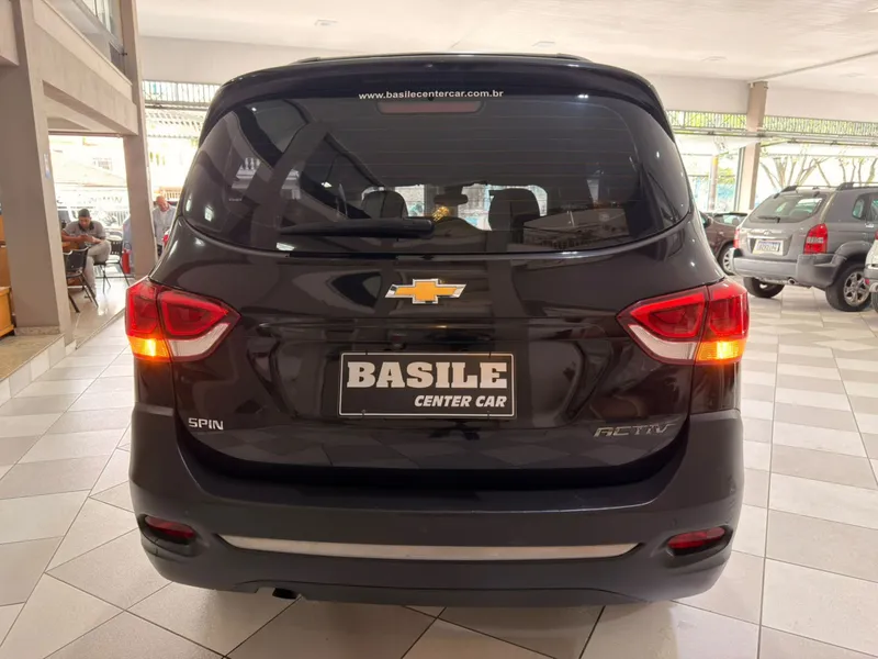 Chevrolet Spin Preto