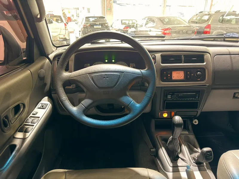 Mitsubishi Pajero Sport Branco