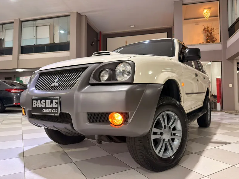 Mitsubishi Pajero Sport Branco