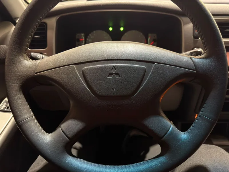 Mitsubishi Pajero Sport Branco