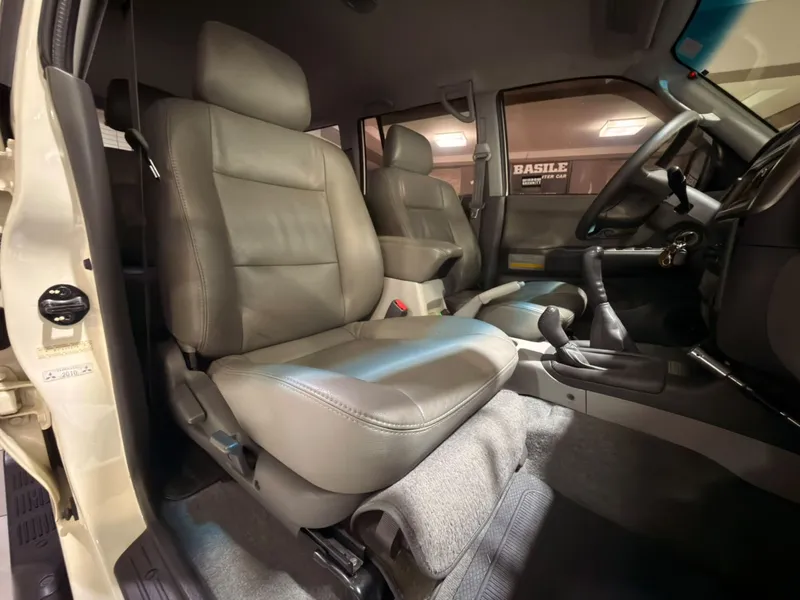Mitsubishi Pajero Sport Branco