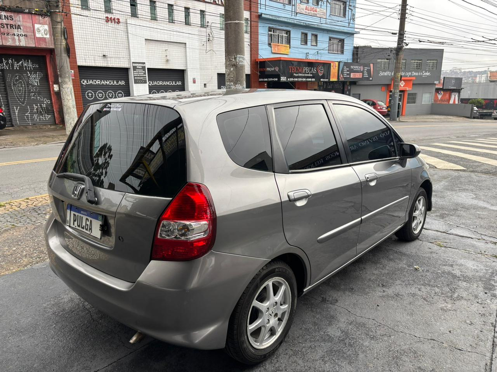 Honda Fit Cinza