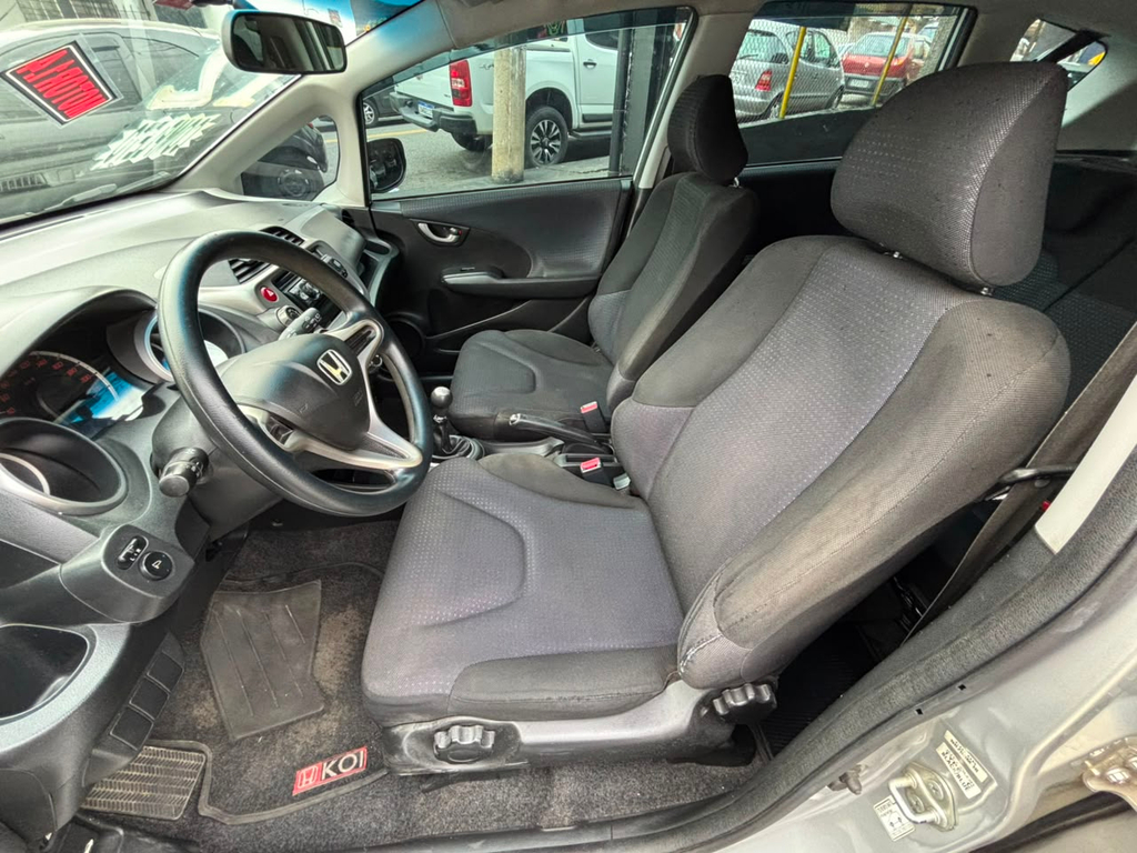Honda Fit Prata