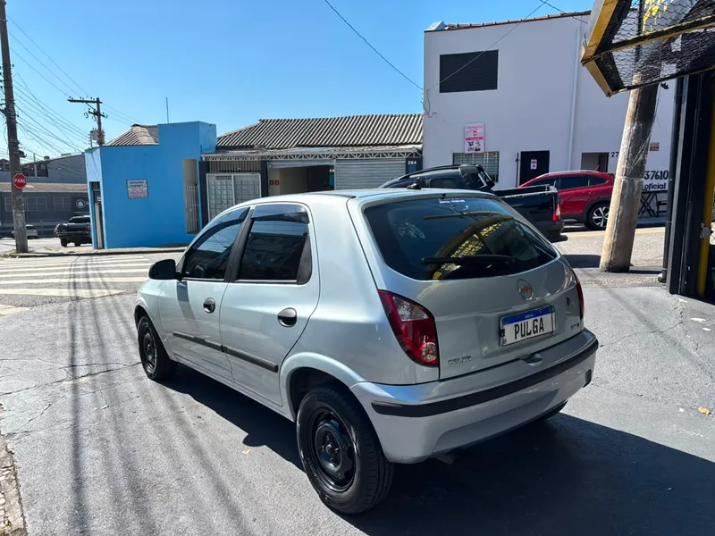 Chevrolet Celta Prata