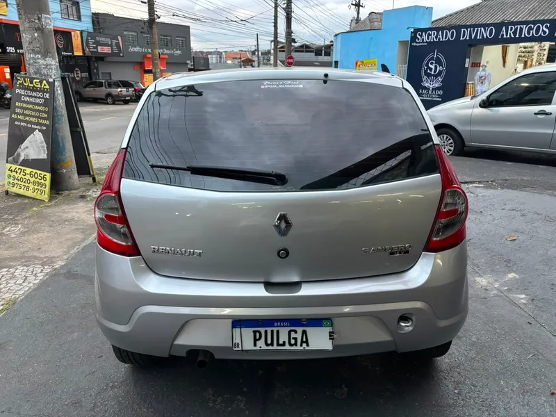 Renault Sandero Prata