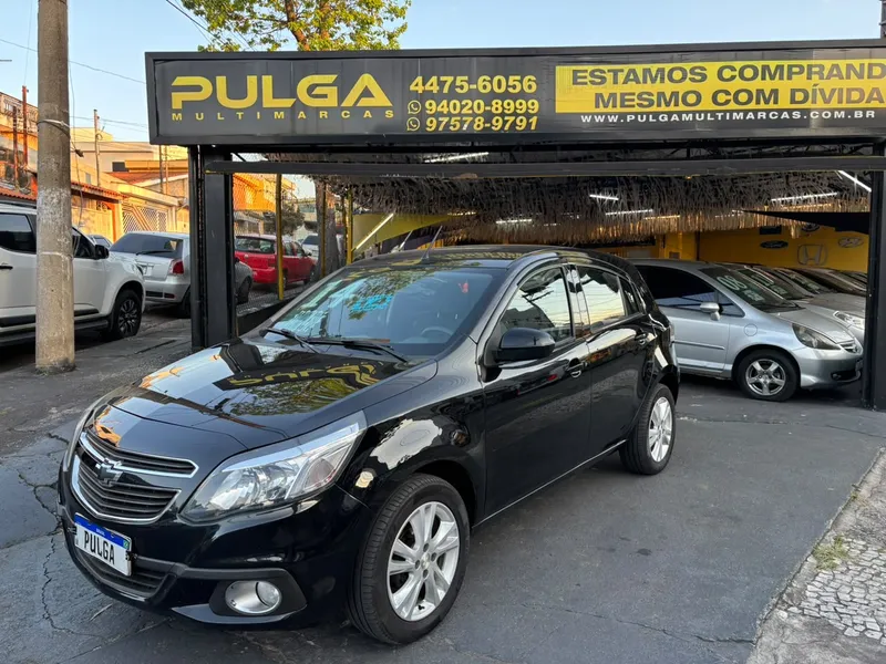 Chevrolet Agile Preto