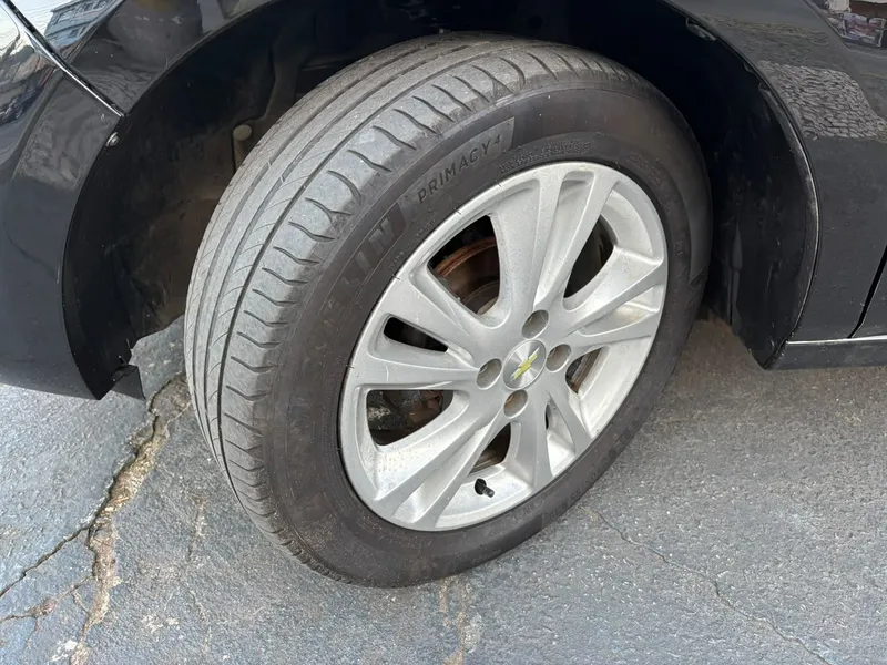 Chevrolet Agile Preto