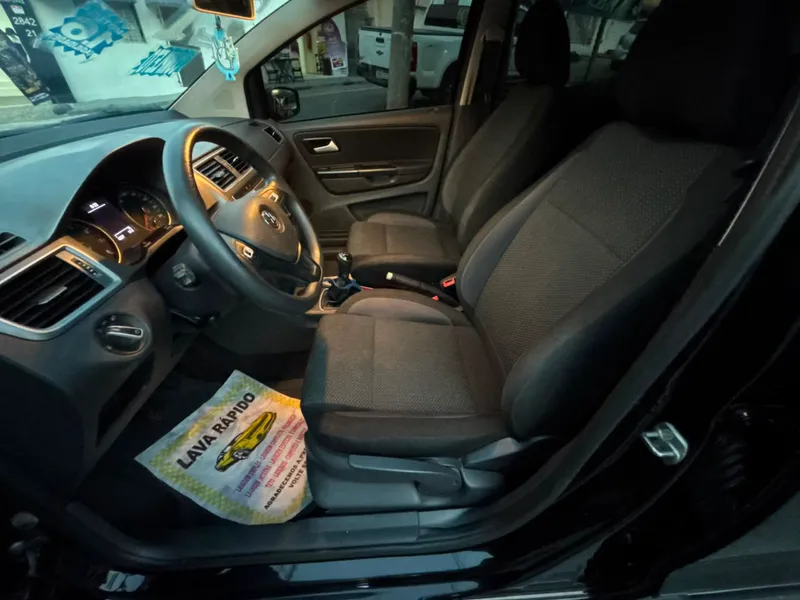 Volkswagen Fox Preto