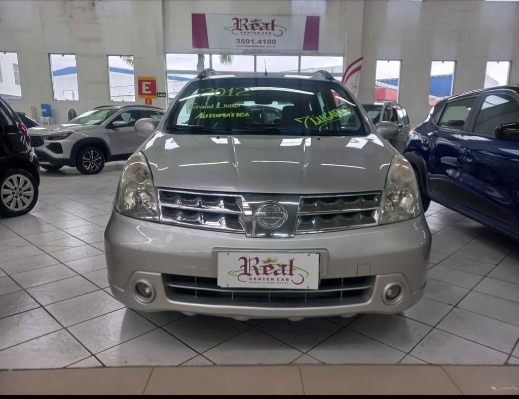 Nissan Grand Livina Grand Livina SL 1.8 16v (flex) (aut)